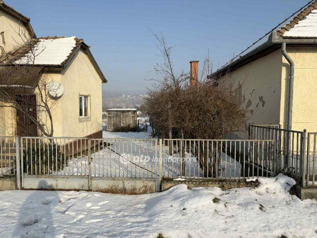 Eladó családi ház, Nagylócon 9.9 M Ft, 2 szobás