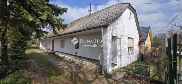 Eladó családi ház, Mohán 40.9 M Ft, 4 szobás