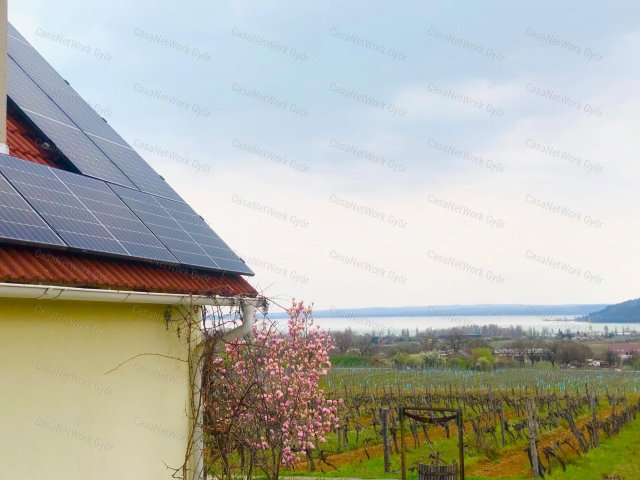 Eladó családi ház, Balatonfüreden 334 M Ft