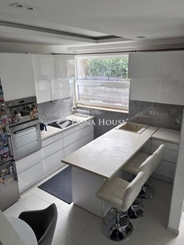 Eladó ikerház, Budapesten, XVIII. kerületben 199 M Ft, 4 szobás