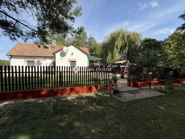 Eladó családi ház, Lajosmizsén 52.5 M Ft, 2 szobás
