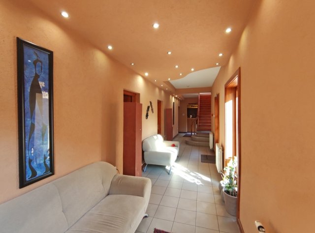 Eladó hotel, Kecskeméten 155 M Ft / költözzbe.hu