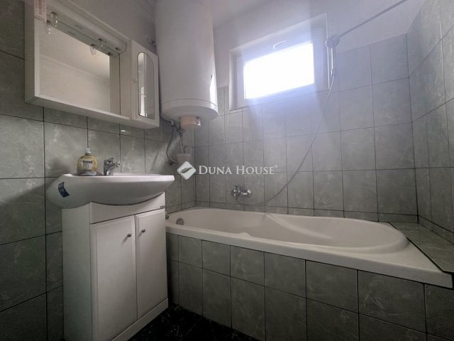 Eladó családi ház, Nagykállóban, Debreceni úton 34.9 M Ft