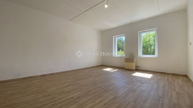 Eladó családi ház, Pándon 31.5 M Ft, 2 szobás
