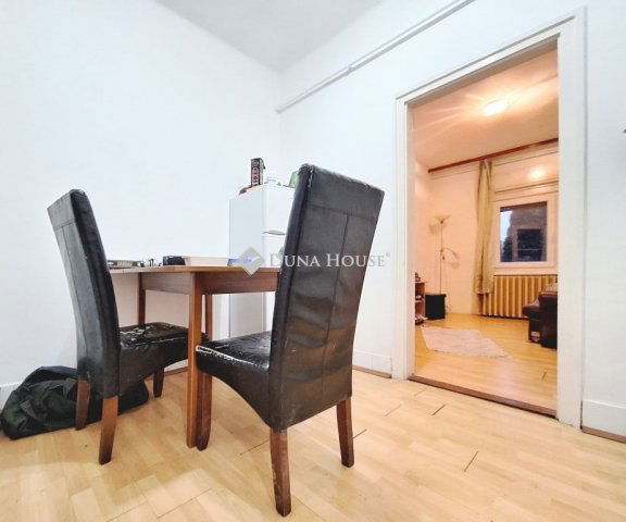 Eladó családi ház, Táton 46.99 M Ft, 3 szobás