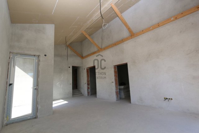 Eladó családi ház, Nagytarcsán 115 M Ft, 5 szobás