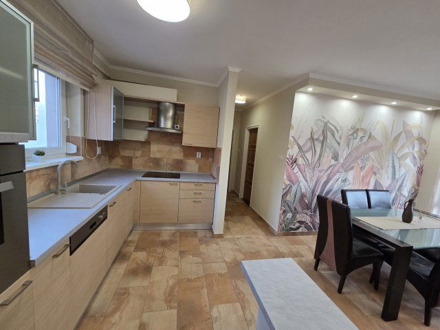 Eladó téglalakás, Debrecenben, Garai utcában 79.9 M Ft, 3 szobás