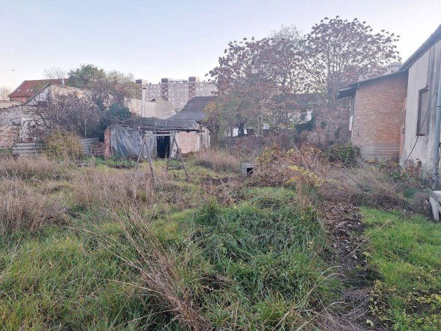 Eladó telek, Budapesten, XXI. kerületben 65 M Ft