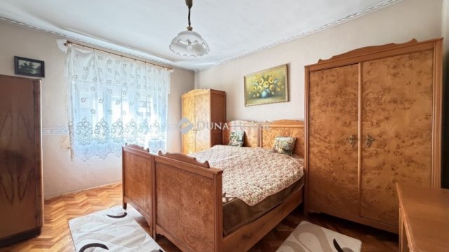 Eladó családi ház, Egerben 39.9 M Ft, 4 szobás