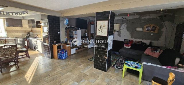 Eladó családi ház, Tápióságon 26.9 M Ft, 4 szobás