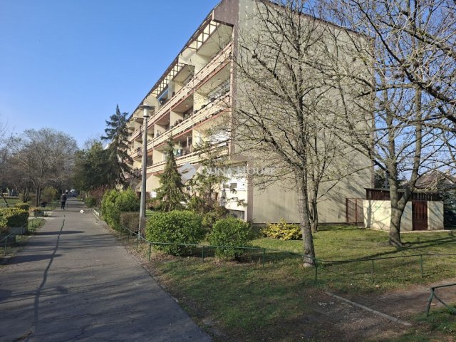 Eladó téglalakás, Budapesten, XX. kerületben, Alsóteleki utcában