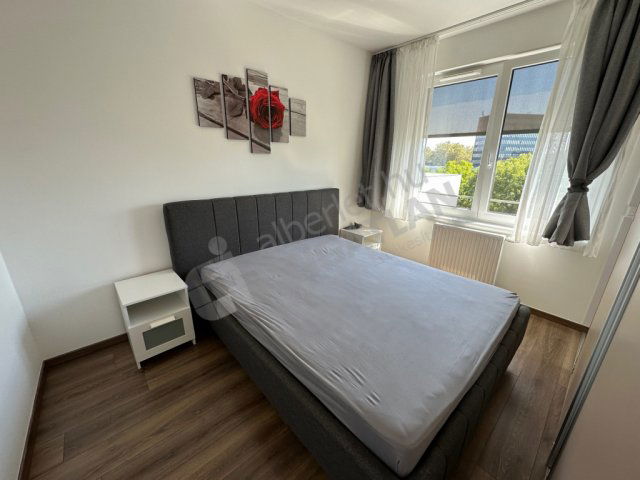 Kiadó téglalakás, albérlet, VIII. kerületben, Corvin sétányon