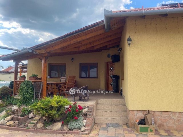 Eladó családi ház, Hódmezővásárhelyen 119 M Ft, 3+1 szobás