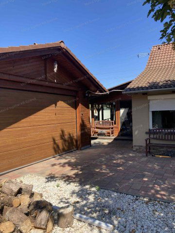 Eladó családi ház, Szolnokon 59.99 M Ft, 2+1 szobás