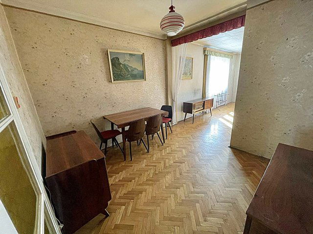 Eladó téglalakás, Székesfehérvárott 59.99 M Ft, 2 szobás