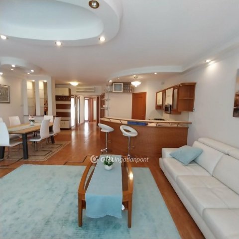 Kiadó téglalakás, albérlet, Nyíregyházán 290 E Ft / hó