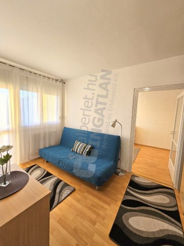 Kiadó panellakás, albérlet, XV. kerületben, Kőrakás parkban