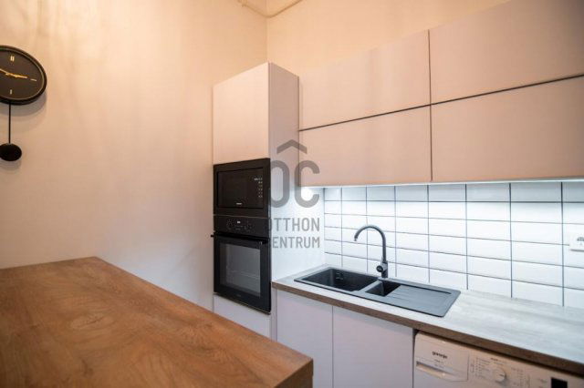 Eladó téglalakás, Budapesten, IX. kerületben 74.9 M Ft, 1 szobás