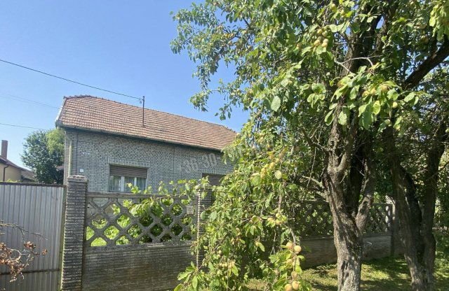 Eladó családi ház, Érsekvadkerten 23.9 M Ft, 4 szobás