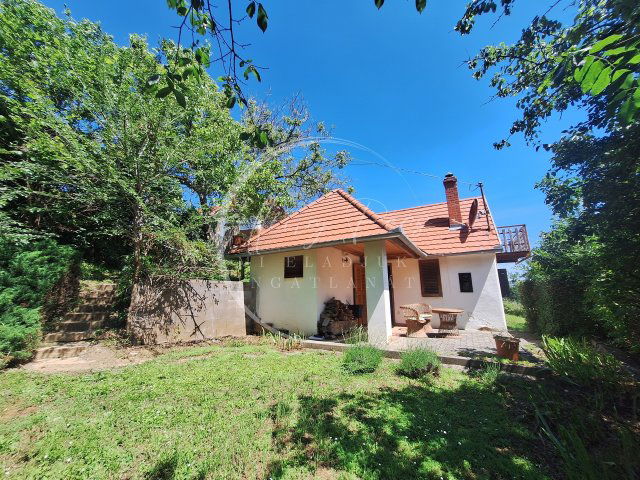 Eladó nyaraló, Orfűn, Rigó közben 28.9 M Ft, 2 szobás