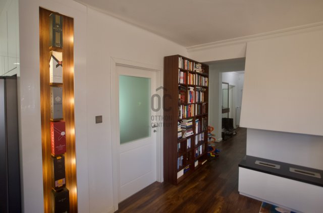 Eladó családi ház, Budapesten, II. kerületben 550 M Ft, 9 szobás