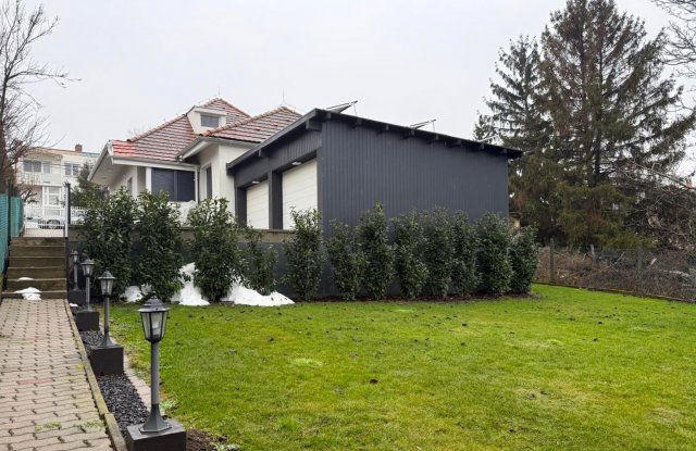 Eladó családi ház, Budapesten, XI. kerületben, Bolygó utcában