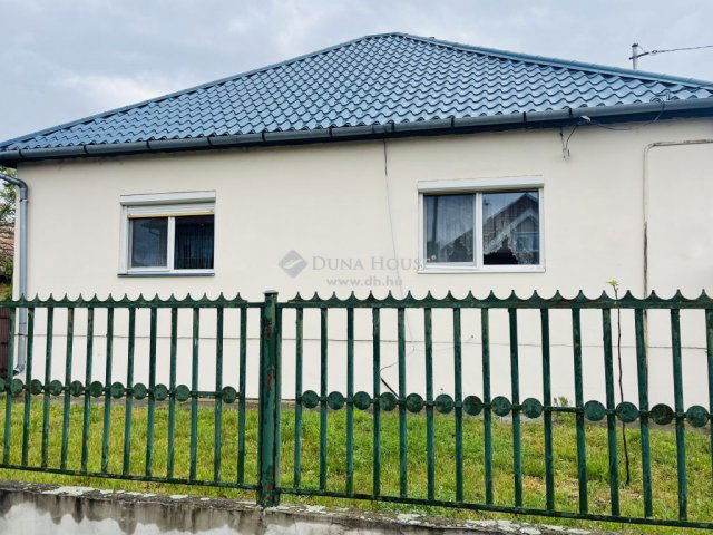 Eladó családi ház, Nyíregyházán 65 M Ft, 4 szobás