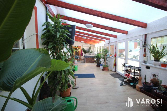 Eladó ipari ingatlan, Harkán 560 M Ft / költözzbe.hu