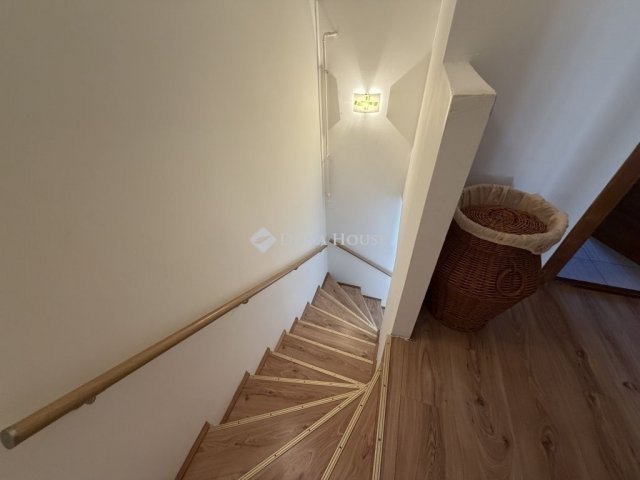 Eladó sorház, Budapesten, XVII. kerületben 179.9 M Ft, 3 szobás