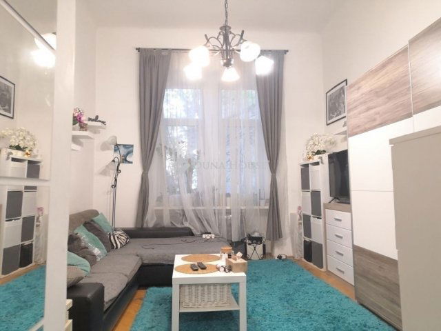 Eladó téglalakás, Budapesten, VIII. kerületben 53.9 M Ft