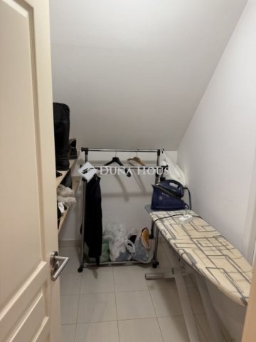 Eladó ikerház, Budapesten, XVIII. kerületben 130 M Ft, 4 szobás