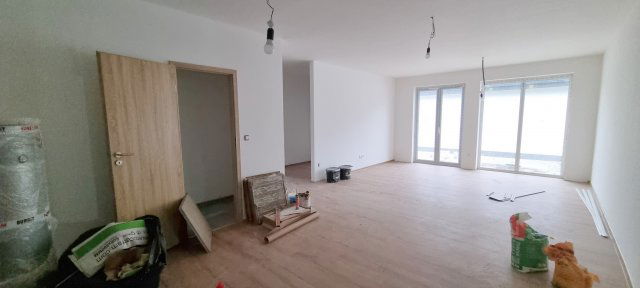 Eladó családi ház, Bicskén 90 M Ft, 5 szobás