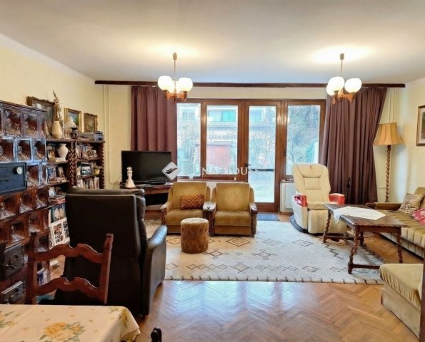 Eladó téglalakás, Kecskeméten 82.9 M Ft, 4 szobás
