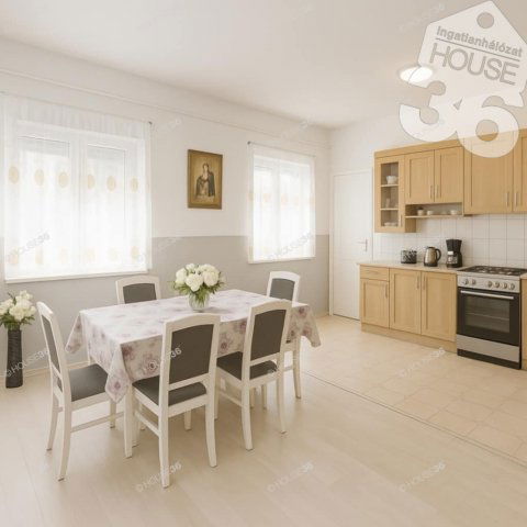 Eladó téglalakás, Kecskeméten 59 M Ft, 3 szobás