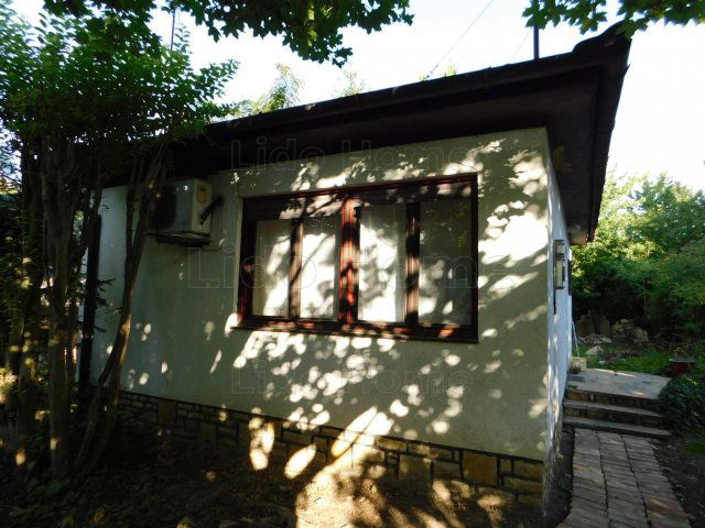 Eladó nyaraló, Siófokon 46.9 M Ft, 2 szobás