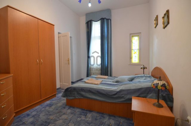 Eladó hotel, Balatonföldváron 995 M Ft / költözzbe.hu