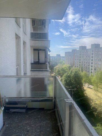 Eladó téglalakás, Kecskeméten 67.9 M Ft, 2+1 szobás