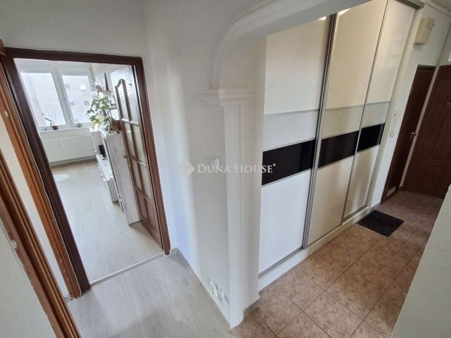 Eladó téglalakás, Budapesten, XVIII. kerületben 67.9 M Ft