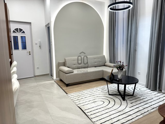 Eladó téglalakás, Budapesten, VII. kerületben 168 M Ft, 4 szobás