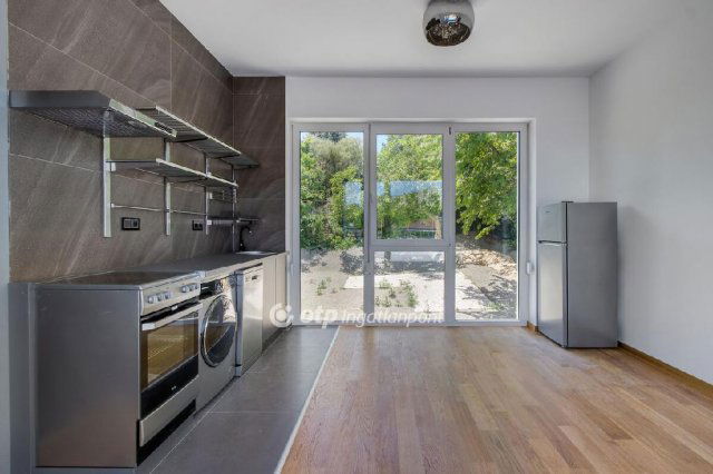 Eladó téglalakás, Budapesten, II. kerületben 165.966 M Ft