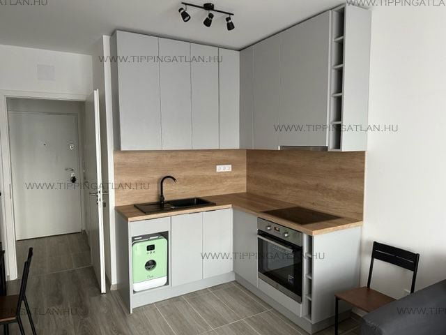 Eladó téglalakás, Budapesten, III. kerületben 76.9 M Ft