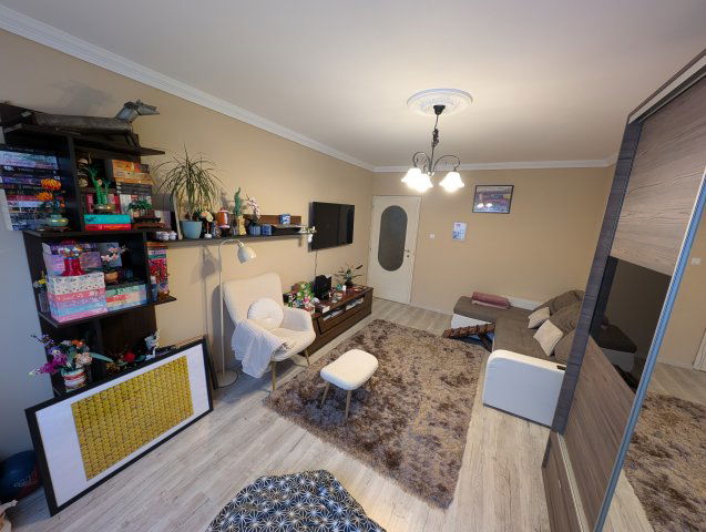 Eladó panellakás, Debrecenben, Kandia utcában 63.9 M Ft