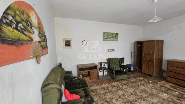 Eladó családi ház, Miskolcon 30 M Ft, 1 szobás