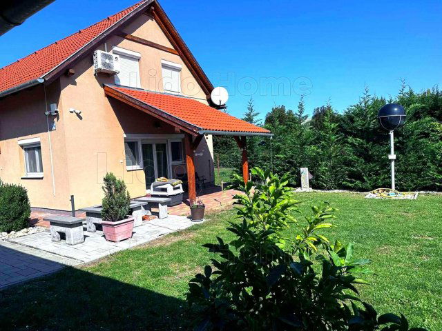 Eladó családi ház, Balatonőszödön 84.9 M Ft, 3 szobás