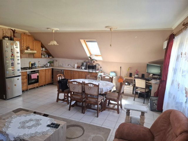 Eladó téglalakás, Gyömrőn 64.5 M Ft, 3 szobás