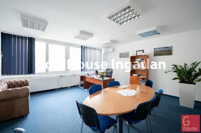 Kiadó iroda, Budapesten, II. kerületben, Rómer Flóris utcában