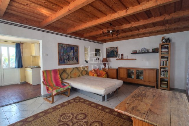 Eladó családi ház, Százhalombattán 59.9 M Ft, 2 szobás