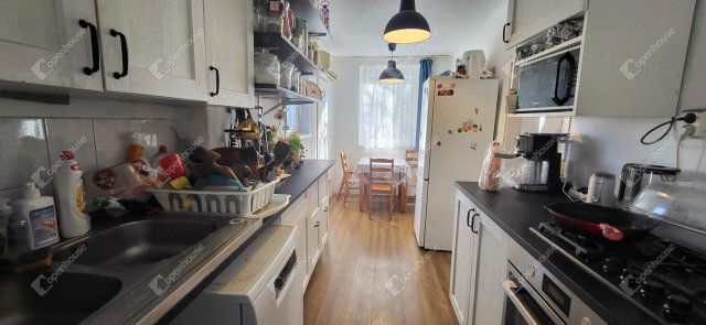 Eladó családi ház, Szegeden 69.9 M Ft, 3 szobás