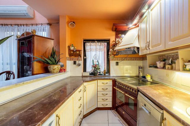 Eladó családi ház, Budapesten, XXI. kerületben 175 M Ft