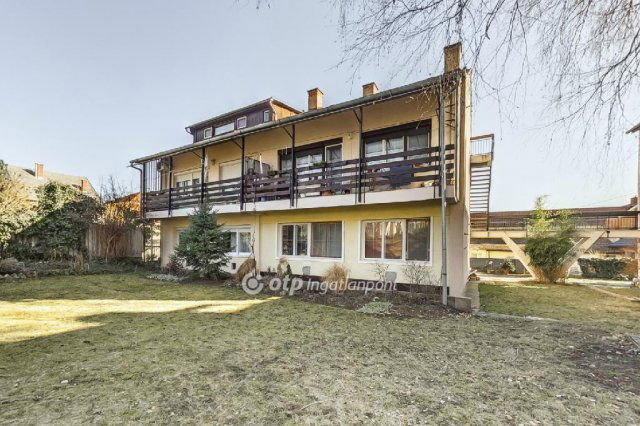 Eladó téglalakás, Egerben 62.9 M Ft, 4 szobás